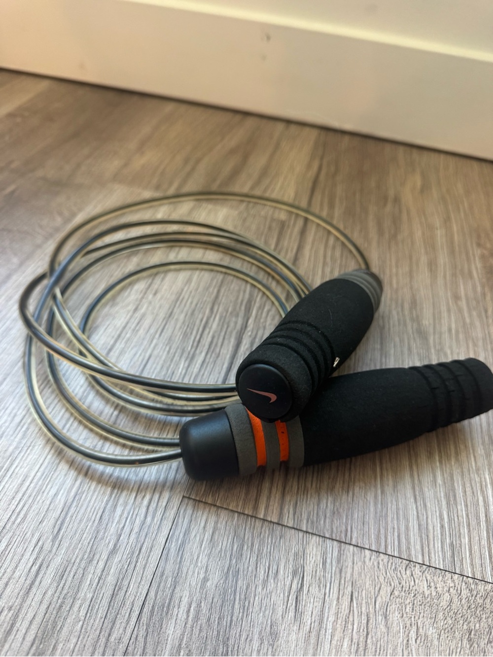 Nike Fundamental Speed Weighted Jump Rope Black Orange Foam Handles 9 FT